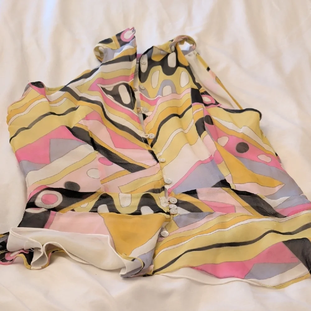 Colorful Abstract Halter Top - Picture 4 of 6